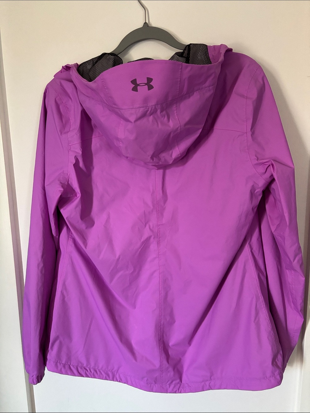 Under Armour Women’s Bright Purple Hooded Shell Jacket - Picture 2 of 6